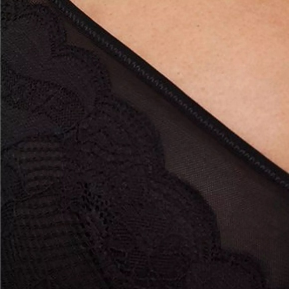 Torrid Balconette Unlined Tattoo Lace Straight Back Bra 46DD - Picture 3 of 11